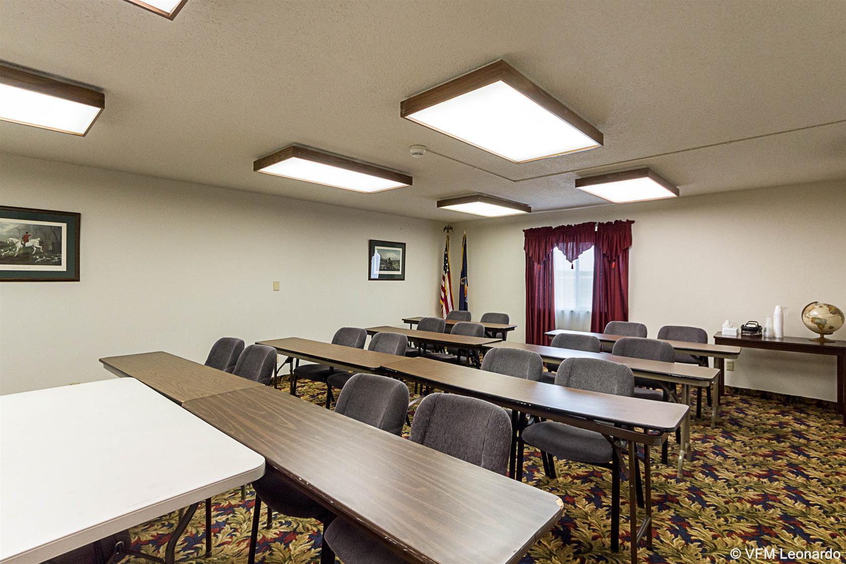 Coratel Plus Suites Wichita West Airport Exterior foto